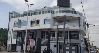 DIVINE GRACE RESIDENCE INN - Agblangandan - 5