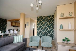 Unit 406 at Menlyn Place - Pretoria - 2