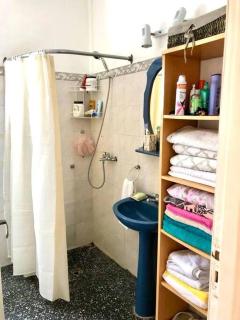 Casa-Apt de 2 Dormitorios Perfecta Ubicacion - Piriápolis - 4