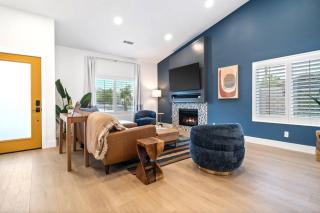 NEW! The Blue Cactus - Pool, Spa, Game Room - Palm Springs - 2
