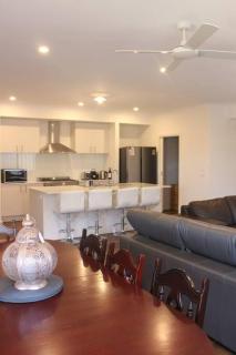 Bay Holiday House - Coronet Bay - 0