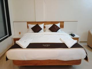 SEA LUXE Beach Resort - Dapoli - 8