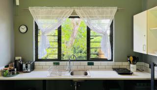 Robyns Nest Self Catering Studio Cottage No2 - Kloof - 3