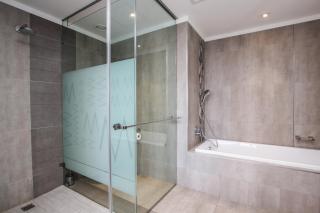 Sandton Smart Apartment Twelve - Johannesburg - 2