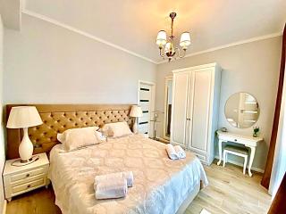 Summerland Seaview Apartments - Mamaia - 5