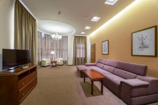Alarus Luxe Hotel - Odesa - 3