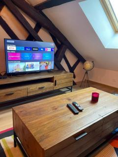 Atypique et central : 4 personnes + Parking privé - Bourges - 2