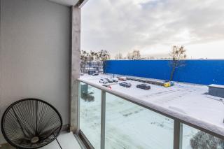SOLVO Apartment with Balcony & Parking Gdańsk Przymorze by Noclegi Renters - Danzig - 4