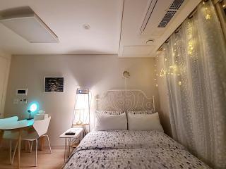 Maison-호수공원뷰,편안한영화관,넷플,디즈니플러스,120인치스크린,미사역2분,장기숙박추천 - Hanam - 0