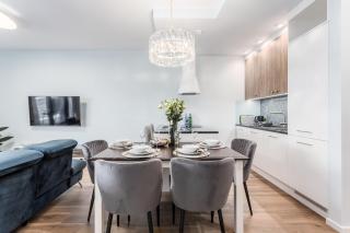 DEO PLAZA Riverside Residences by Noclegi Renters - 5