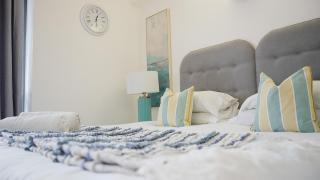 2 bedroom penthouse apartment with roof terrace - 0