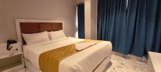 Grand Dyad Hotel - Near Kokilaben Hospital Andheri West - 8