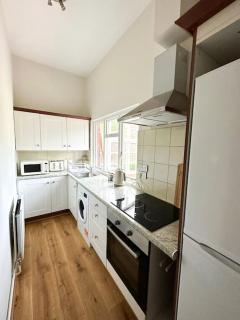 Centrally located studio flat sleeps 4 - Ealing - 3