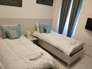 Pearl Apartments - 6