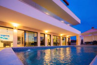 Luxury Villa Eligo with private pool and sea view - Premantura - 9