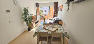 Homes of Spain, Apartamentos Paraiso Vera Playa, Ed Tahiti, Atico H de 2 dormitorios con piscina privada en solárium y barbacoa, pie de playa, WIFI - Playas de Vera - 8