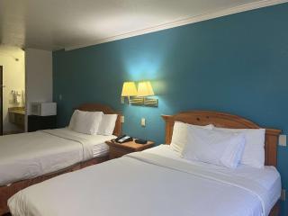 Motel 6 Portland, IN - 7