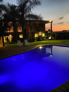 C and C GUEST HOUSE/ BED AND BREAKFAST - 0