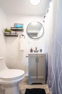 Cozy Studio w/gated parking - Miami - 1