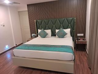 Hotel Grand Residence - Madras - 9