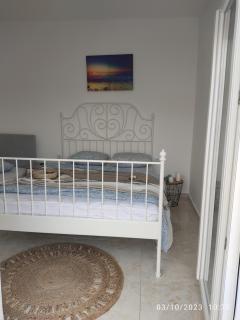 Las Hermanas for 2 - 3