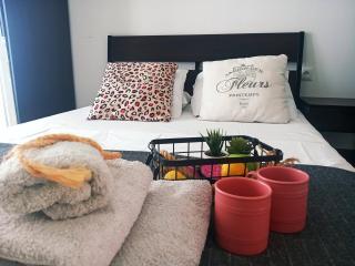 Las Hermanas for 2 - 7