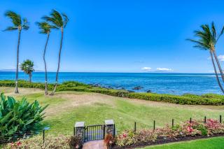 Punahoa Beach 201, Beautiful Renovation, Split AC - Kihei - 5