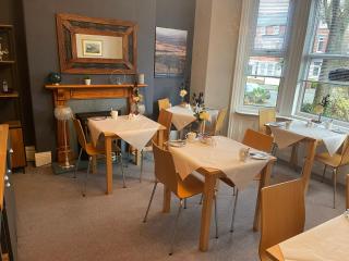 Monico Guest House - Scarborough - 3