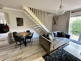 Pavillon de Standing - Parking Privé - Proche CERN/ONU/Genève - 1