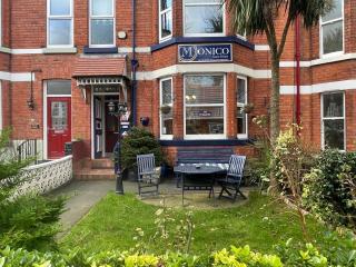 Monico Guest House - Scarborough - 8
