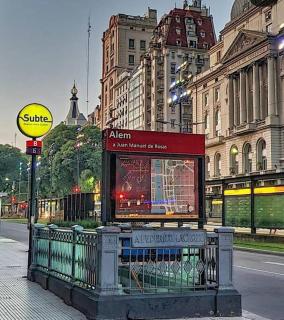 La Platea de Bs As 1B Balcón frente al Palacio Libertad - Buenos Aires - 1