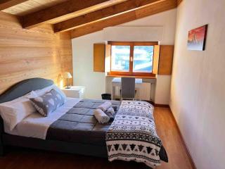 Cozy Penthouse 2 bedrooms with WiFi - Netflix - Private Parking - 5
