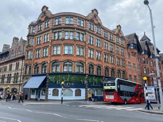 Studio with Great City Views - Nottingham - 5