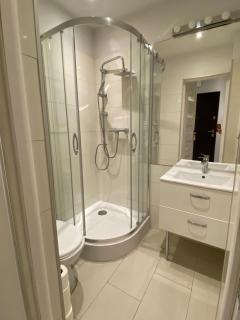 AS Apartament szpital Kopernika Szpital Matki Polki Ptak Mandoria Orientarium Atlas Arena Fala Plac zabaw- Ciasna 14 bezpłatny parking - 3