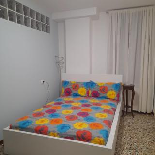 Veneziacentopercento Apartments & Rooms - Venice - 9