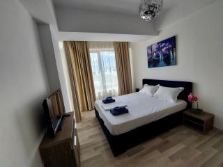 Stefi Mamaia Summerland - Mamaia - 4