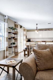 Bluebonnet - A Birdy Vacation Rental - San Antonio - 1