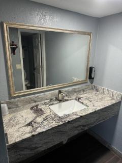 Midtown Lodge - Jacksonville - 3