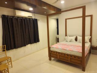 Kuber hotel - Valsad - 4