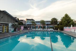 Trendy Park Circle Townhome - Charleston - 1