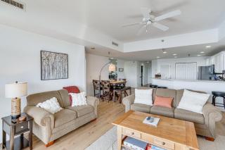 High-Floor Osage Beach Condo with Lake and Park Views - Osage Beach - 7