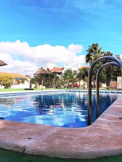 Cozy bungalow in Urb La Marina with shared pool - San Fulgencio - 0