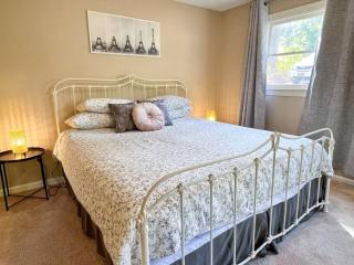 Peaceful home near Southpoint/RD Air (Sleeps 16) - Durham - 2