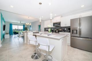 3161-205RF STOREY LAKE, CONDO 2/2 LAKE VIEW - Kissimmee - 0