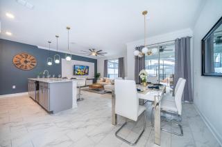 2990SL TOWNHOUSE 4 BEDROOMS & 3 BATHROOMS + POOL - Kissimmee - 0
