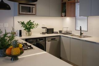 Penthouse 180° Luxury Ocean Suites - #406 - Durban - 9
