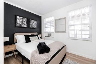 Cozy Private Home, 10-min From DT, Beach & Parks - San Diego - 3