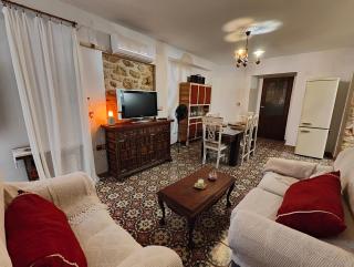 Apartamentos Casa Nino - Montefrío - 3