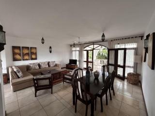 Beach Front Spacious Apartment with Oceanview -- Lantana Galu Beach Apartment - Diani Beach - 6