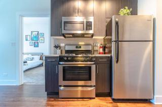 Cozy Chicago 420 Friendly 3BR Suite Near McCormick Place and Soldier Field - Chicago - 4
